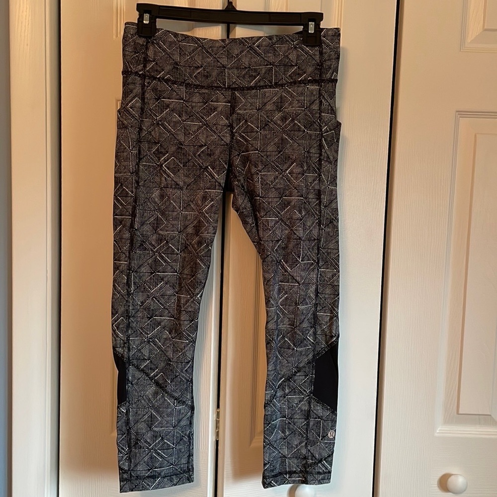 Lululemon Speed Up Crop